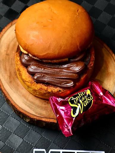 BURGUER BOMBOM
